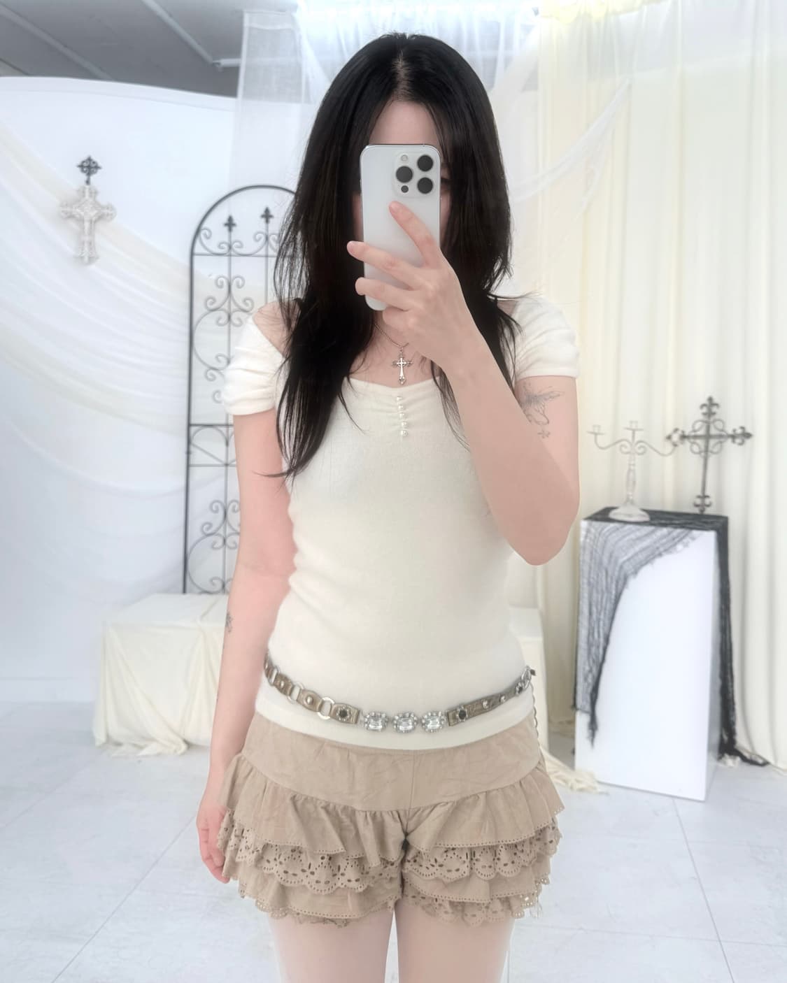 퍼 엔젤릭 화이트 니트 탑 상품이미지4