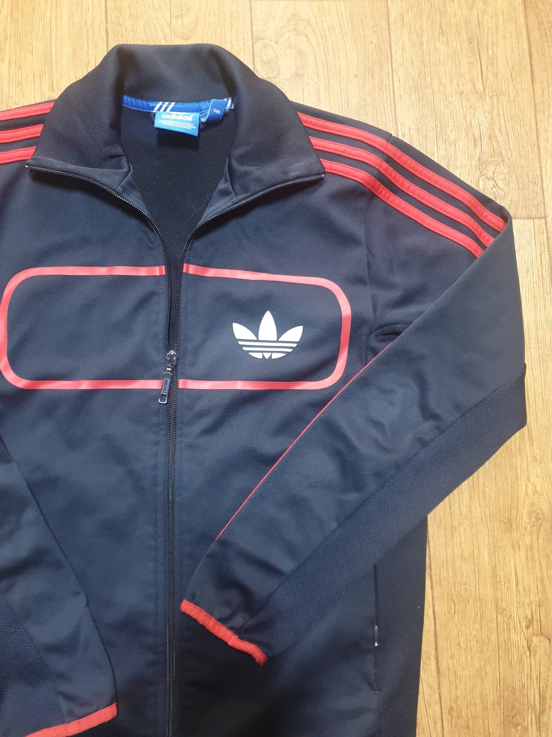 아디다스 운동복 집업 95 사이즈입니다 상품이미지3