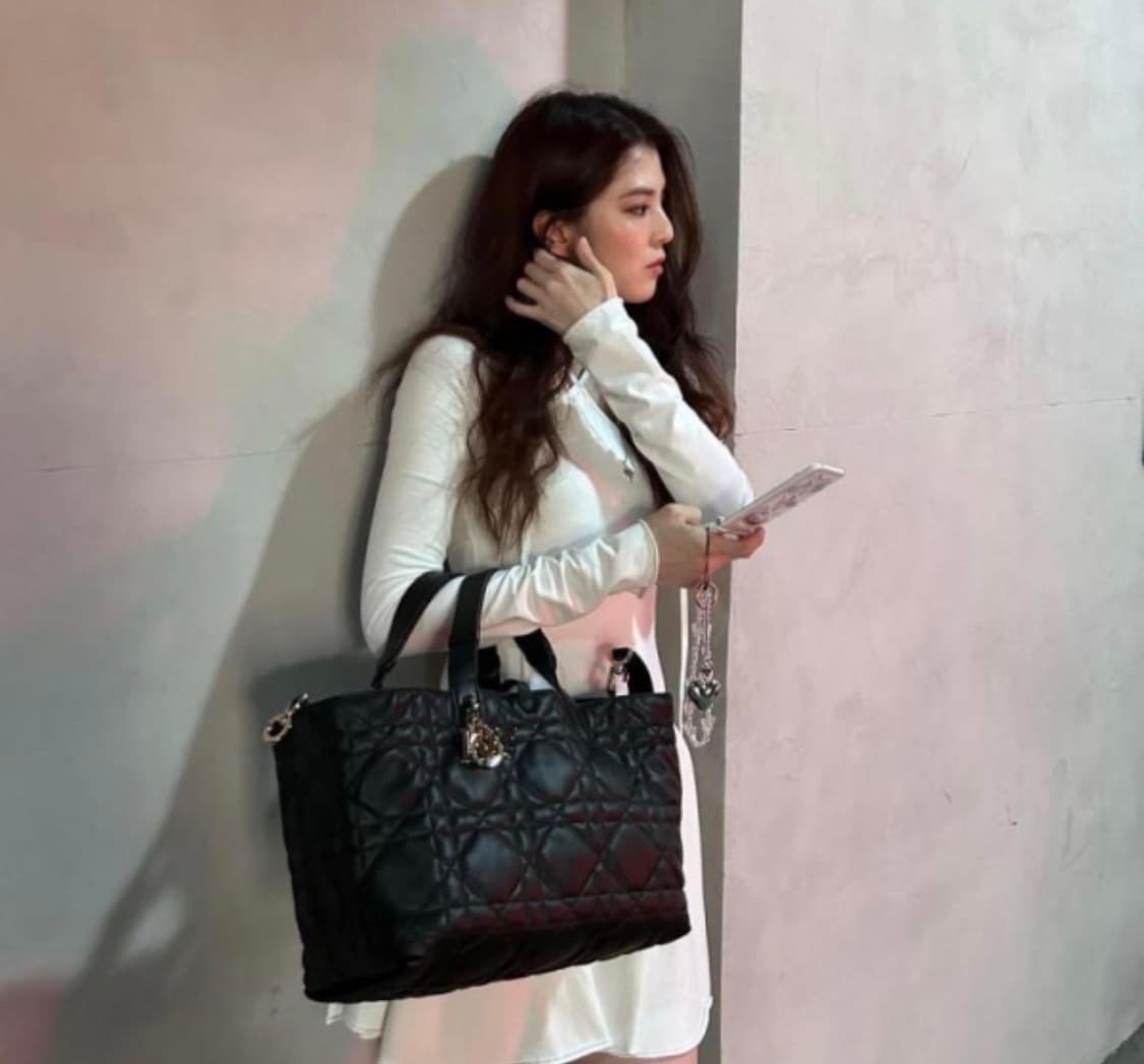 한소희 폴더폰 상품이미지5