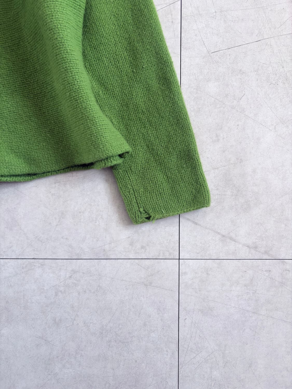 DKNY 비대칭 니트 상품이미지6