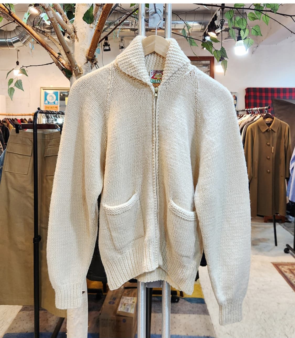 As rabbit 핸드메이드 아이보리 울 카라 집업 스웨터 상품이미지1
