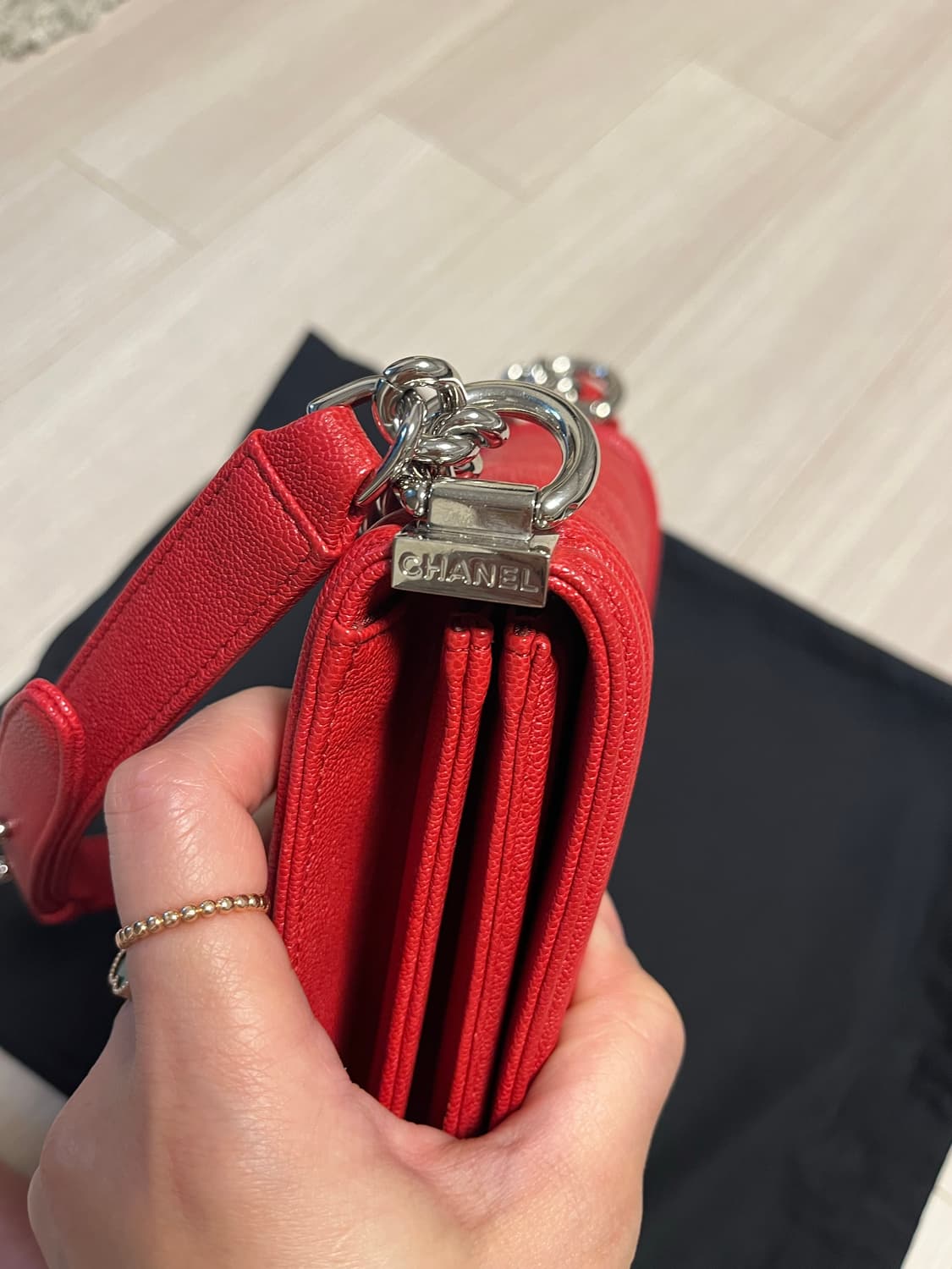 샤넬 보이 샤첼백 상품이미지5