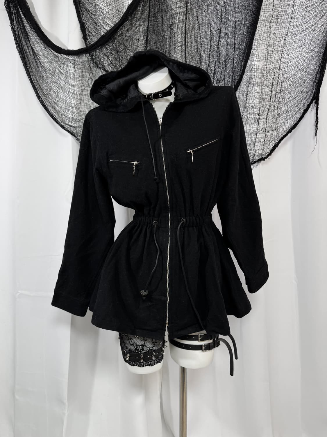 black one piece hood jacket 상품이미지1