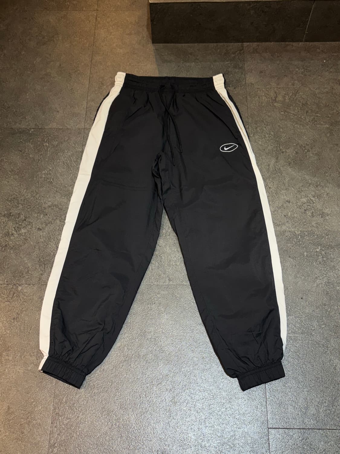 나이키 여성 바람막이 우븐 조거팬츠 S 상품이미지3