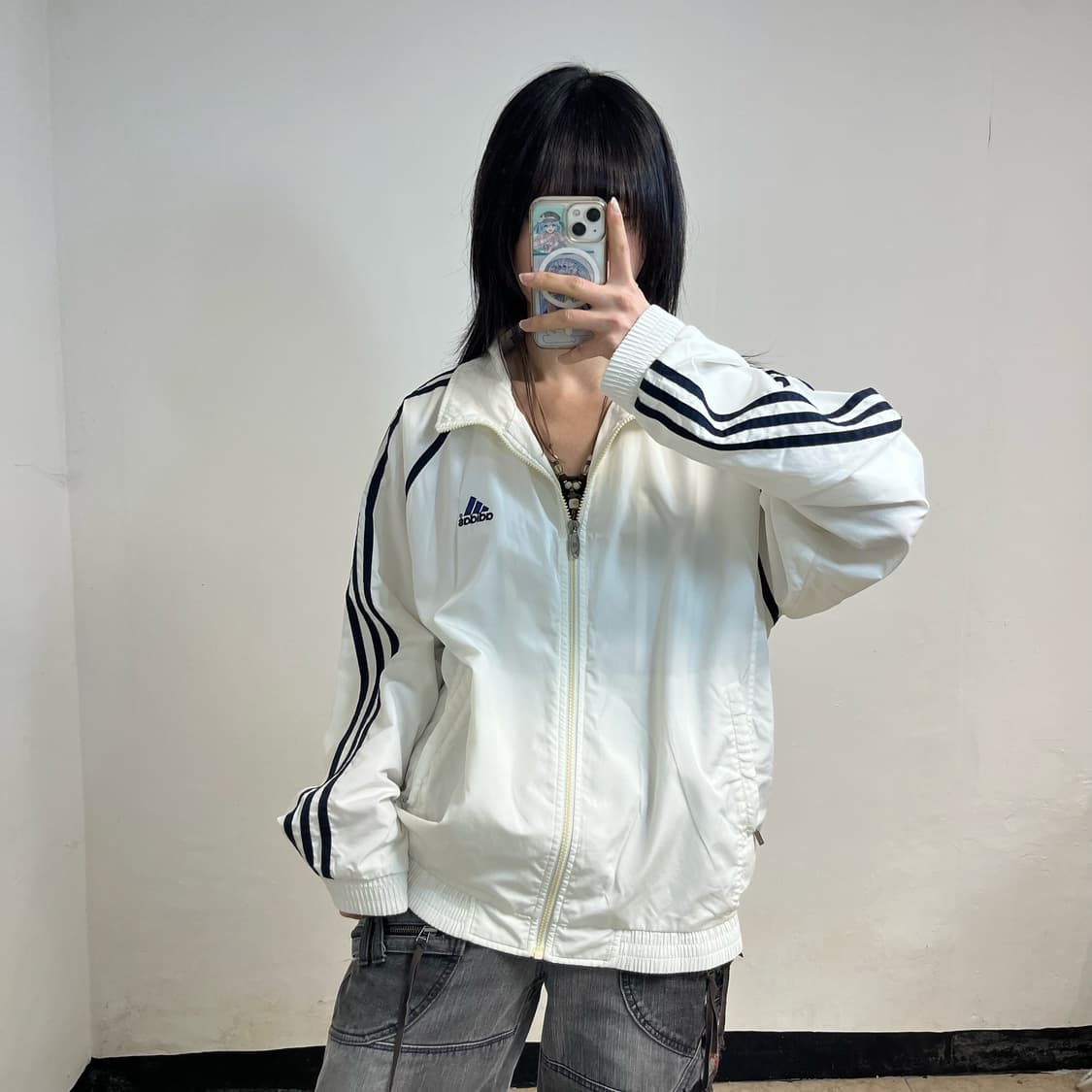 Adidas 90’s white windbreaker 상품이미지1