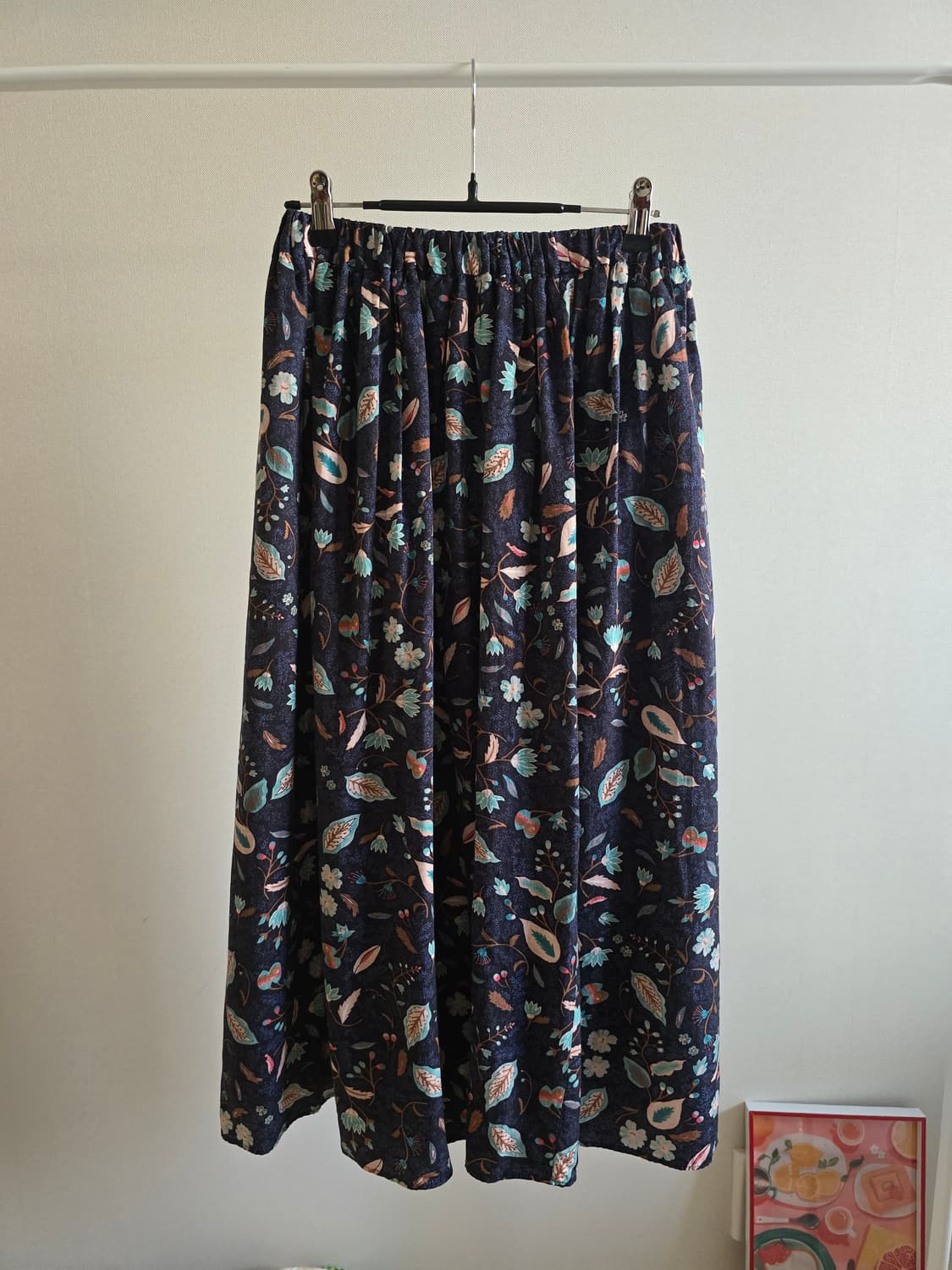 Lene non finito 플라워 패턴 밴딩 스커트 상품이미지4