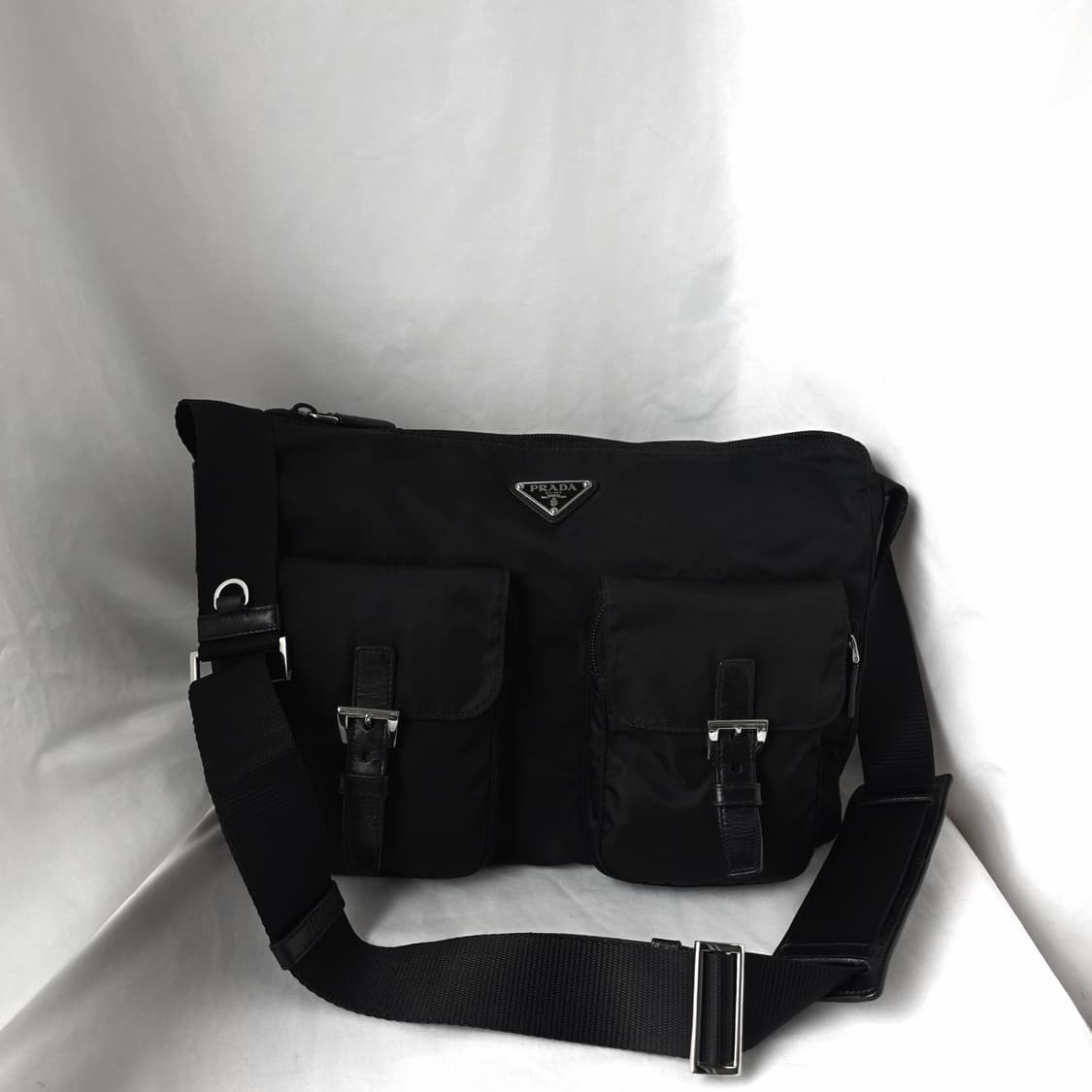 [정품 PRADA] 프라다 투포켓 지퍼 나일론 남성 크로스백 라지 상품이미지10