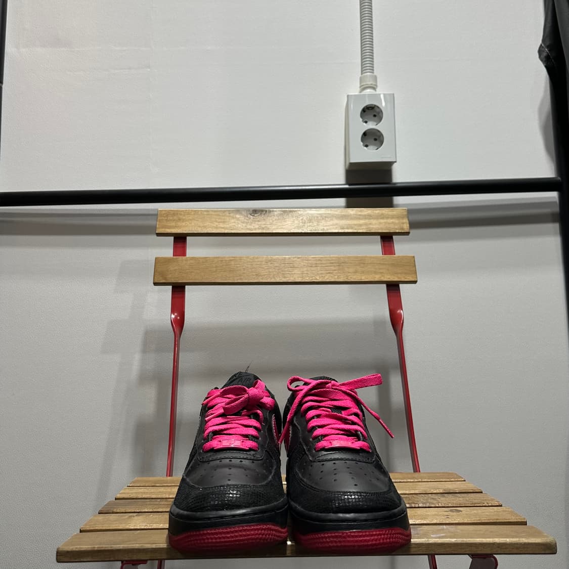 235) 나이키 운동화 여성 여자 신발 에어포스1 블랙/핑크 상품이미지2