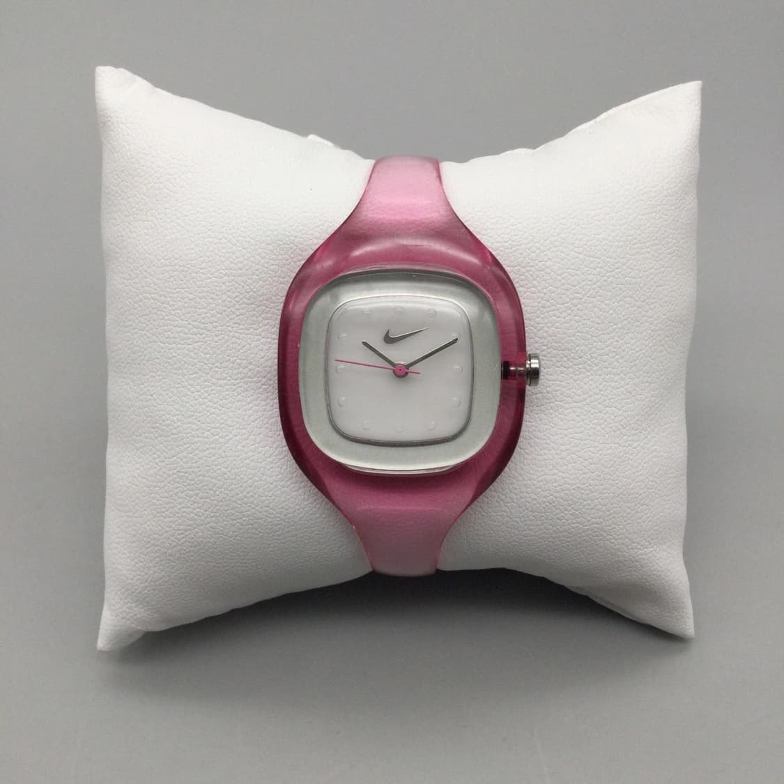 나이키 빈티지 시계 30mm 핑크 톤 오픈 뱅글 상품이미지1