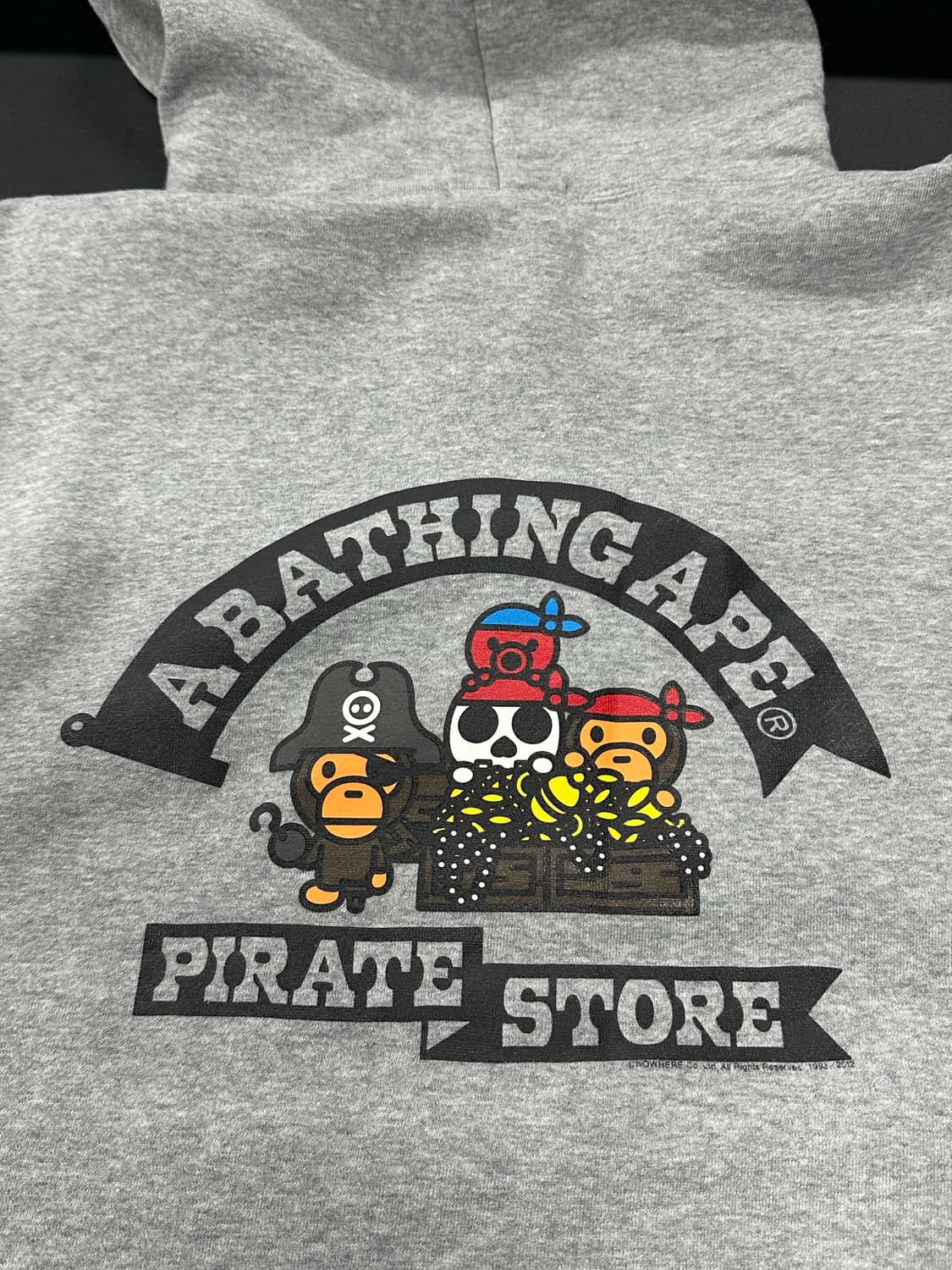 베이프 해적 마일로 후드 집업 상품이미지5