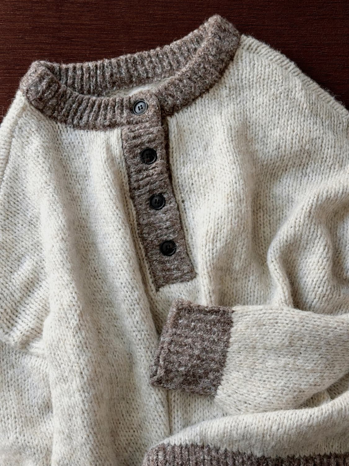 Brushed fabric button neck wide knit 상품이미지2