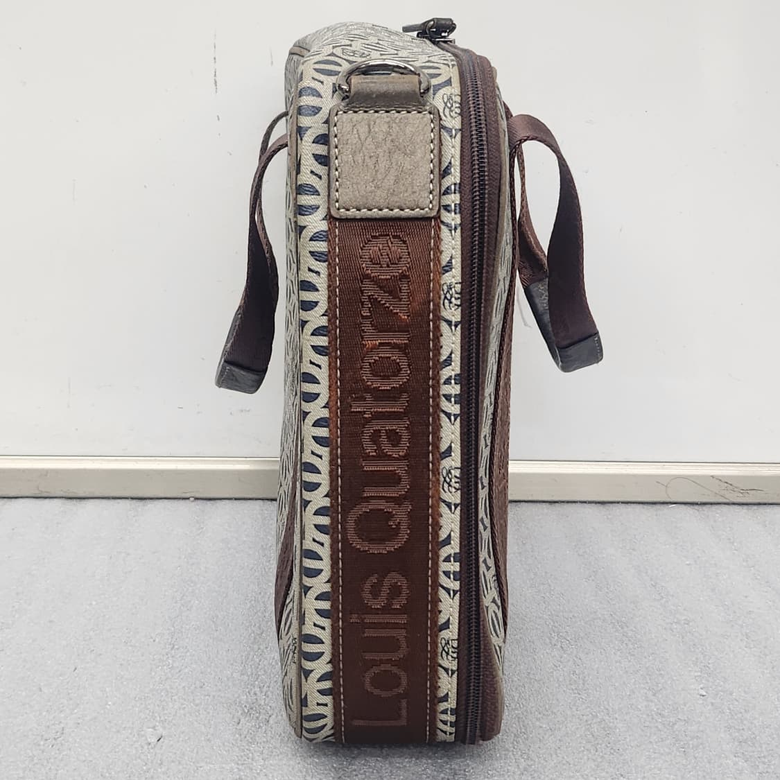 루이까또즈 모노그램 패턴 백 27x34cm 상품이미지4