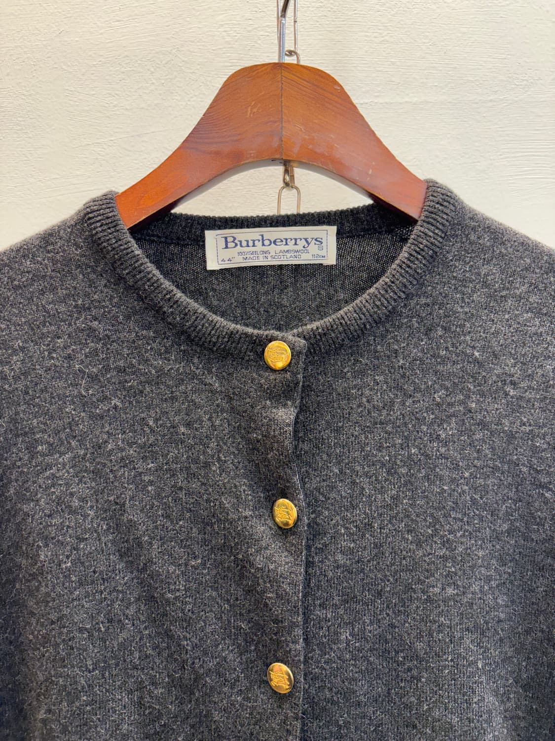 버버리 금장 가디건 상품이미지2