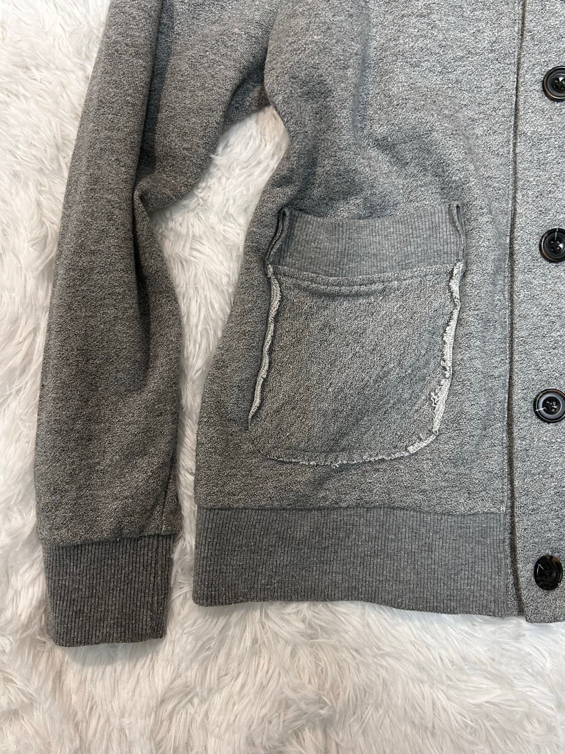 out stitch grey hood button jacket 상품이미지3