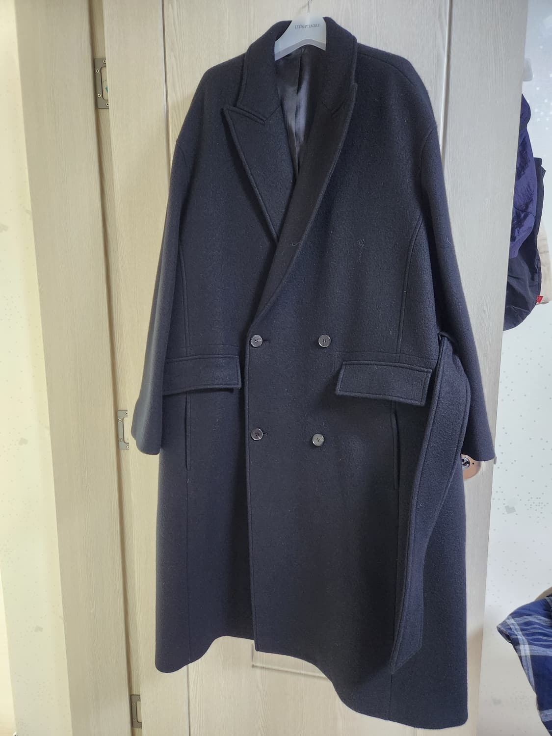 쿠어(COOR) 오버사이즈 더블 코트 상품이미지4