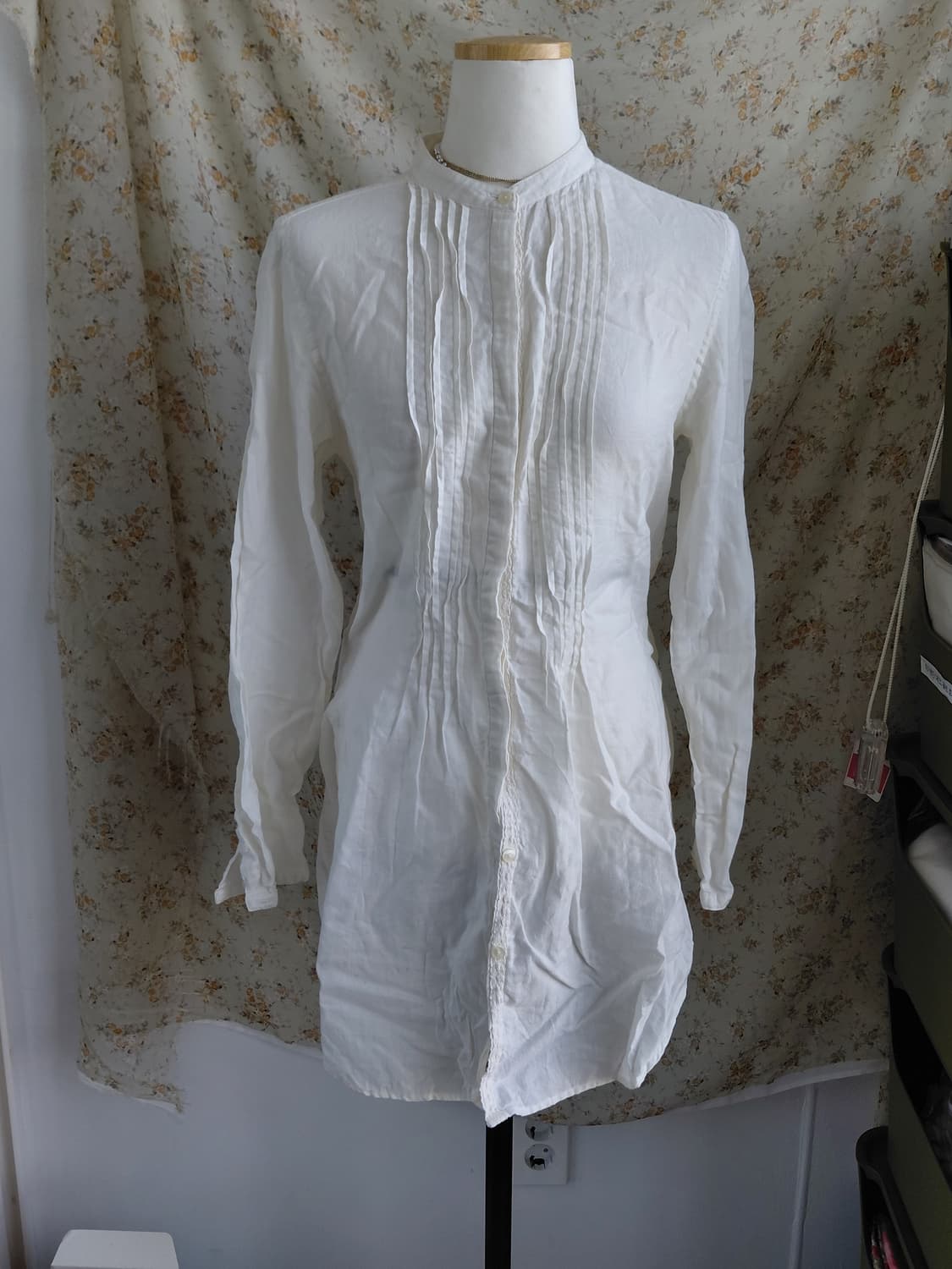 [일본빈티지] 유니클로 화이트 핀턱 롱 셔츠 상품이미지1