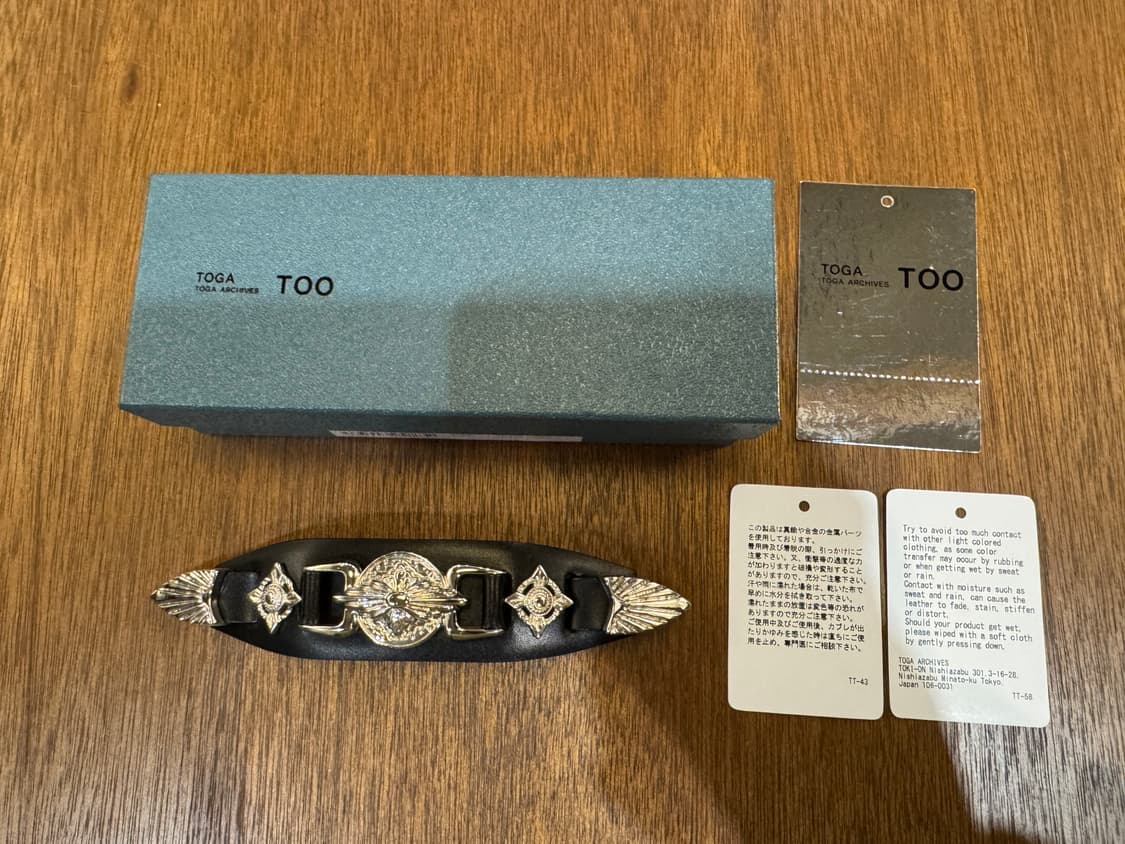 [OS] 토가 아카이브 메탈릭 레더 헤어클립  상품이미지5