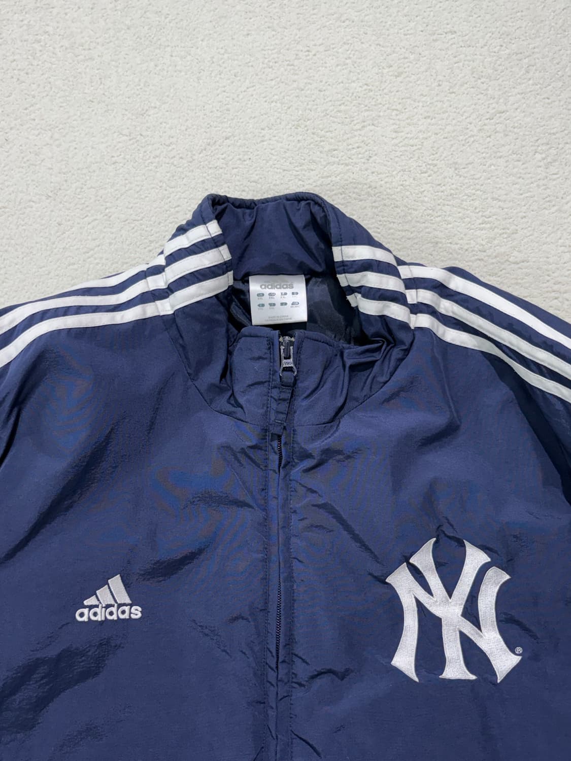 희귀 아디다스 뉴욕 양키스 스타디움 바시티 누빔 패딩 자켓 점퍼 2xl 상품이미지2