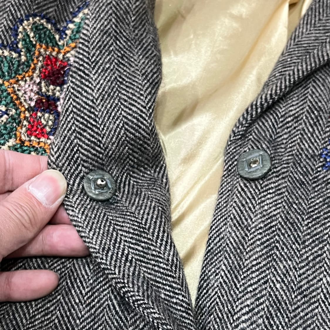  Uttam London 핸드메이드 자수 코트 y15819 상품이미지4