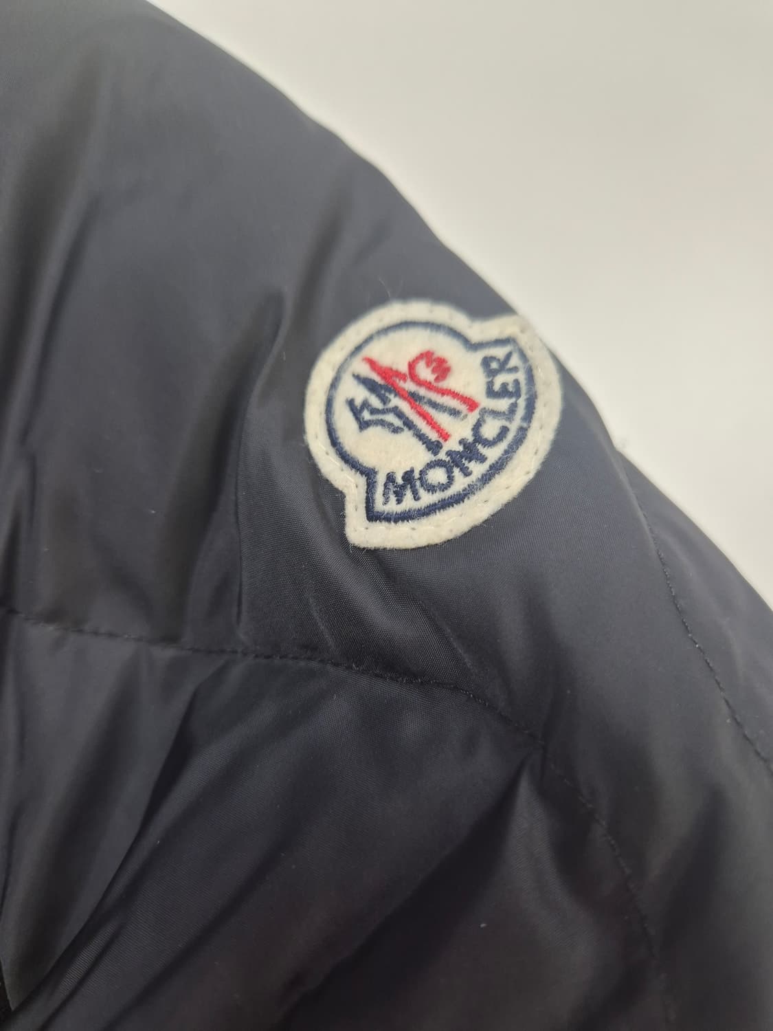 몽클레어 스테판 패딩 셔츠 자켓 급처합니다 상품이미지3