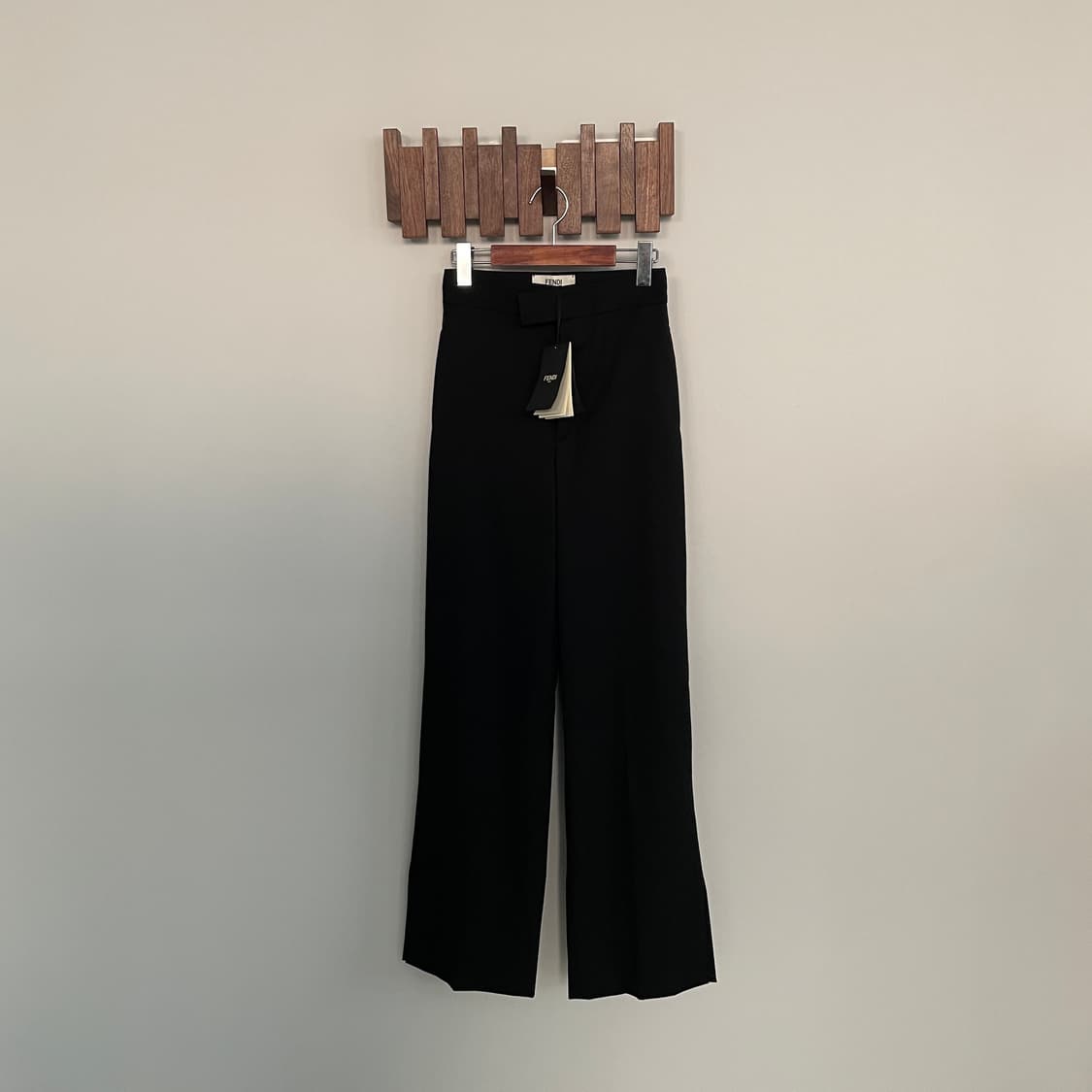 새상품 펜디 부츠컷 슬랙스 상품이미지2