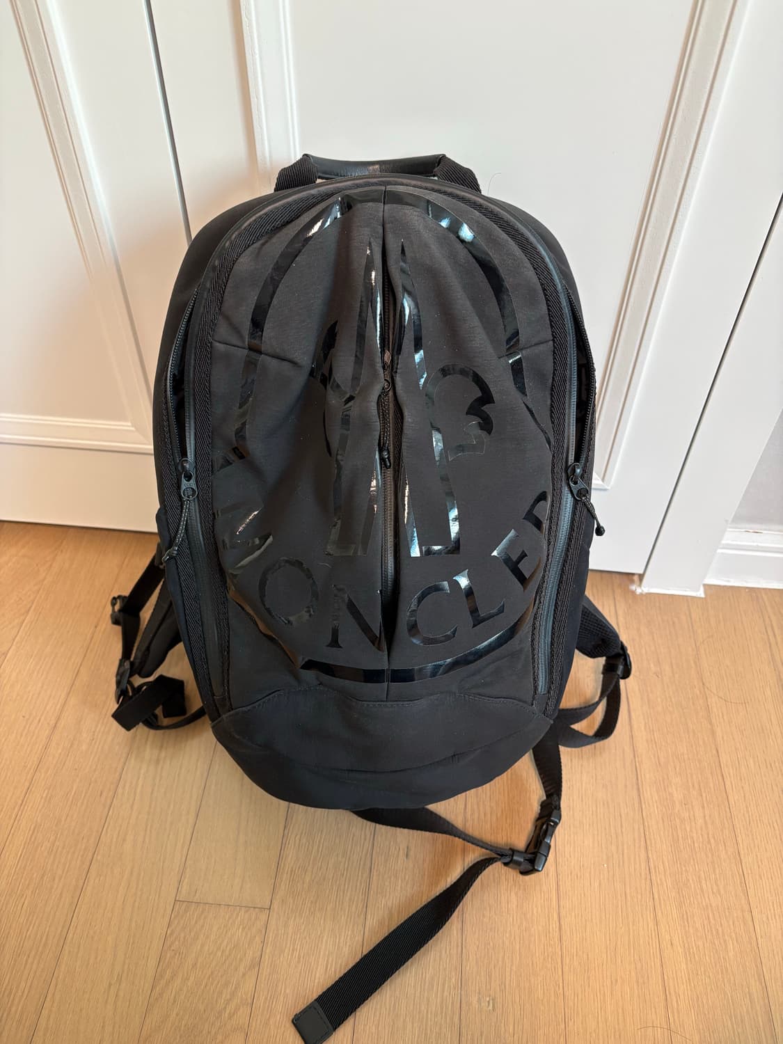 몽클레어 백팩 블랙 상품이미지1