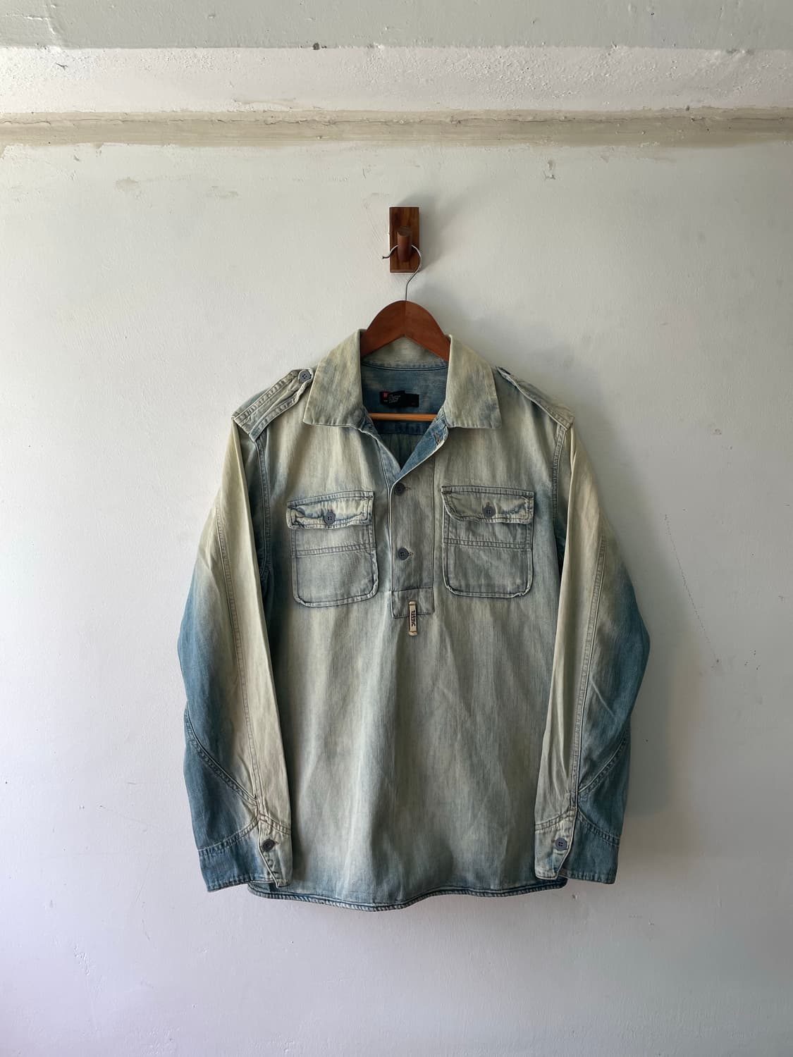 Vintage Diesel Denim Shirt 상품이미지2