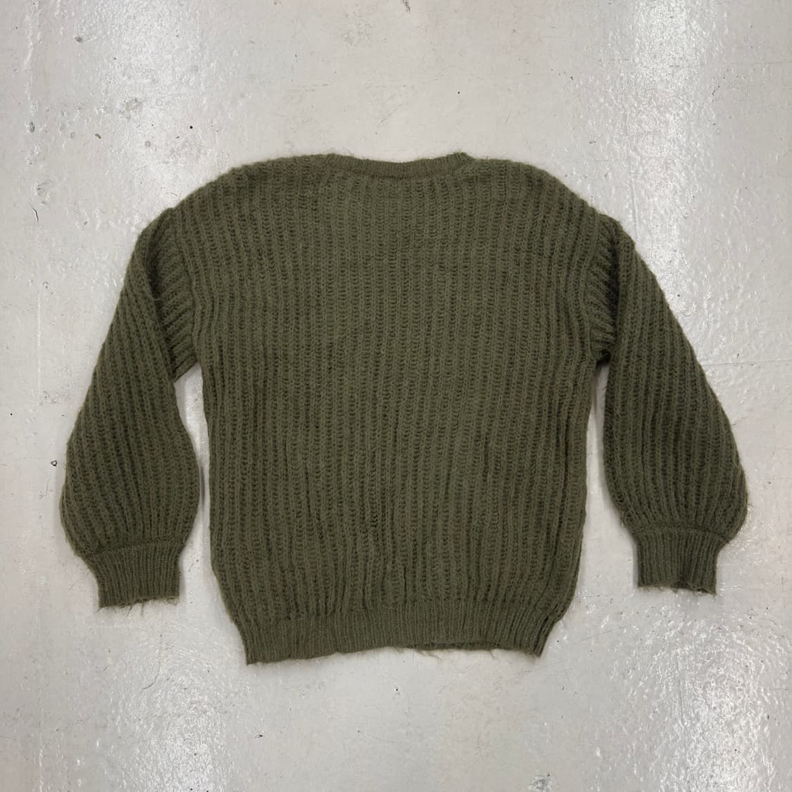 jour mignon 모스그린 헤어리 오버핏 니트 상품이미지5