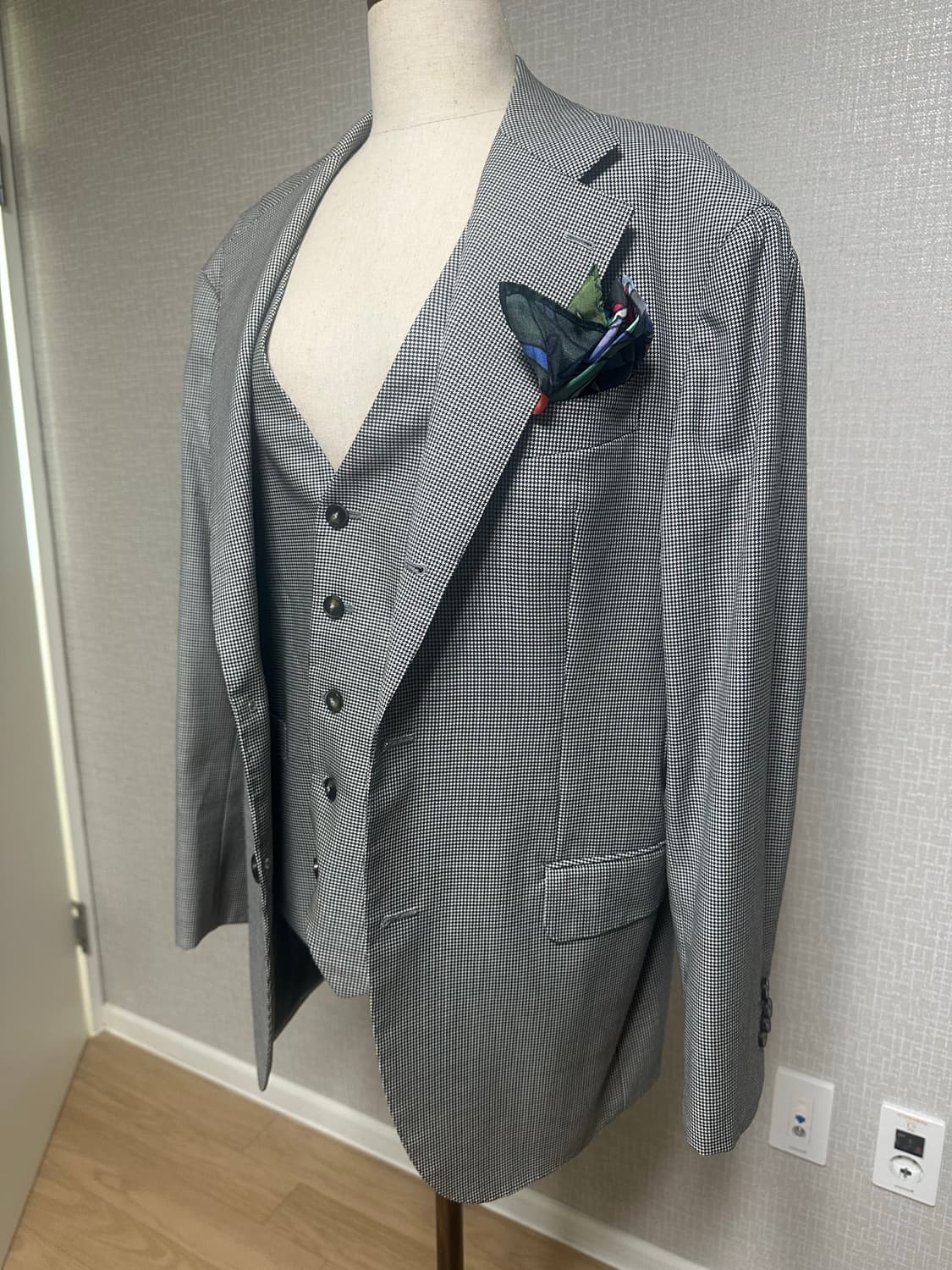 수제맞춤정장.도멜원단 하운드투스슈트 상의,하의,베스트 풀세트  상품이미지4