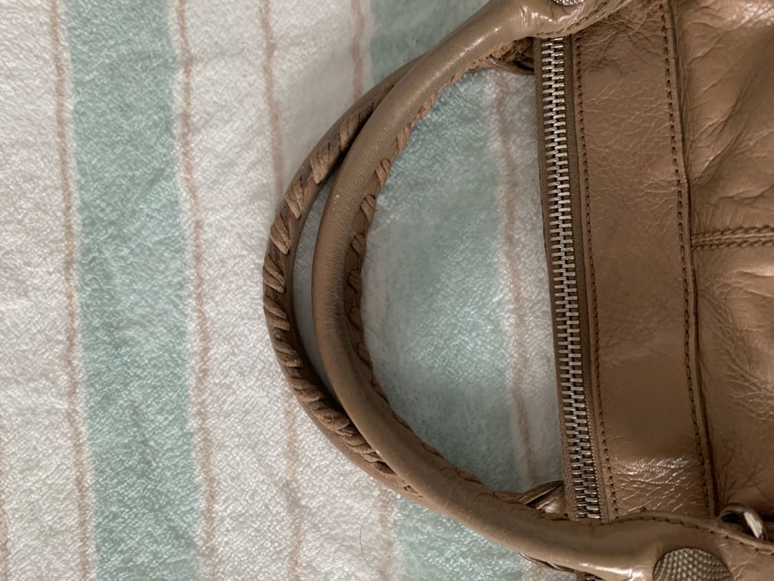 발렌시아가 라지 모터백  상품이미지5