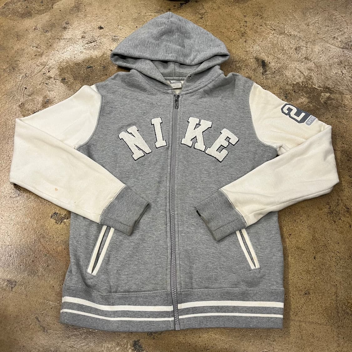 나이키 배색 그레이 화이트 후드집업 상품이미지2