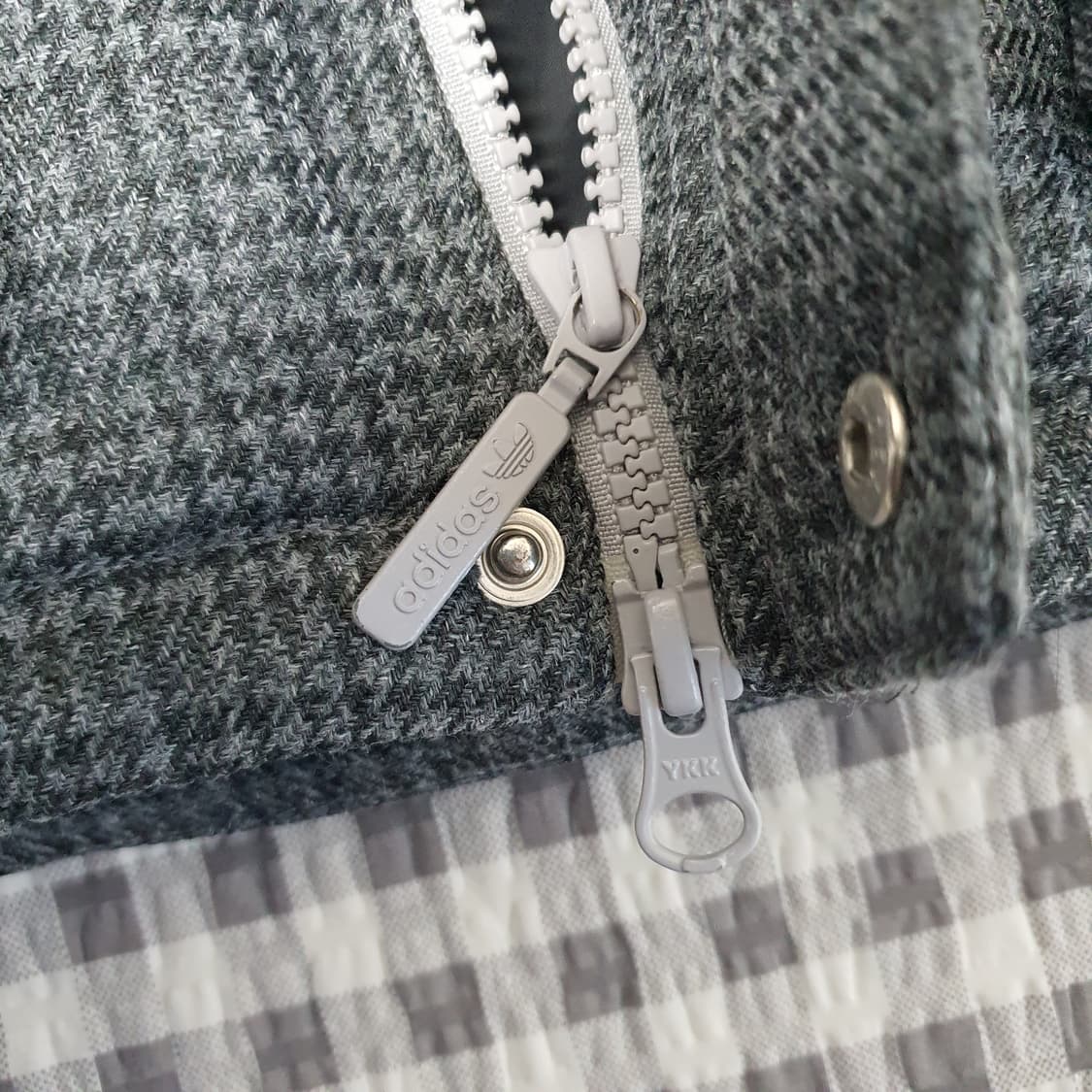 아디다스 오리털 겨울 패딩 남자95 상품이미지9