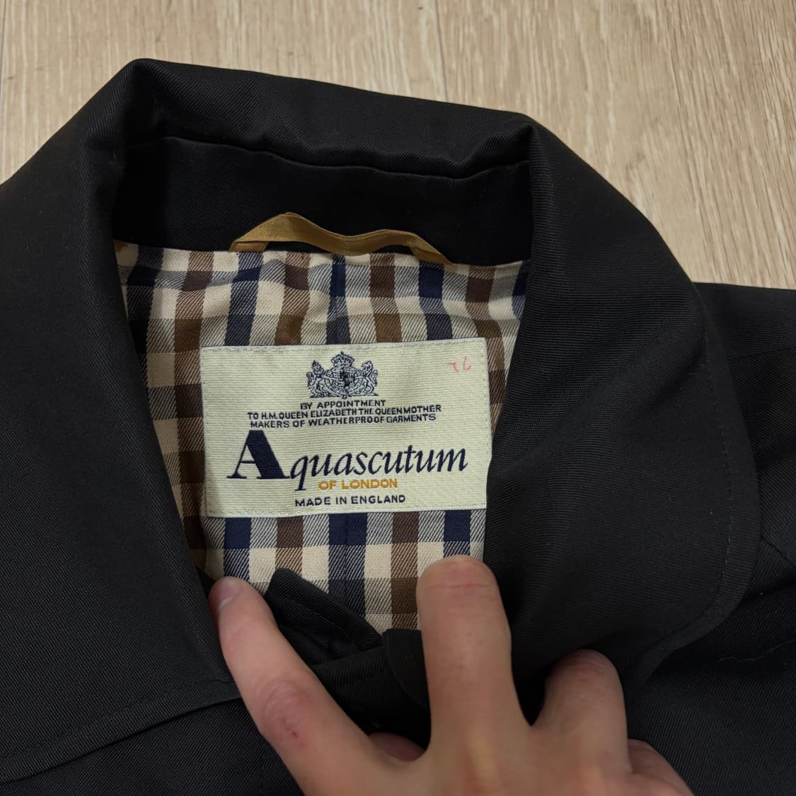 아쿠아스큐텀 여성 클래식 싱글 트렌치코트 M/95  상품이미지6