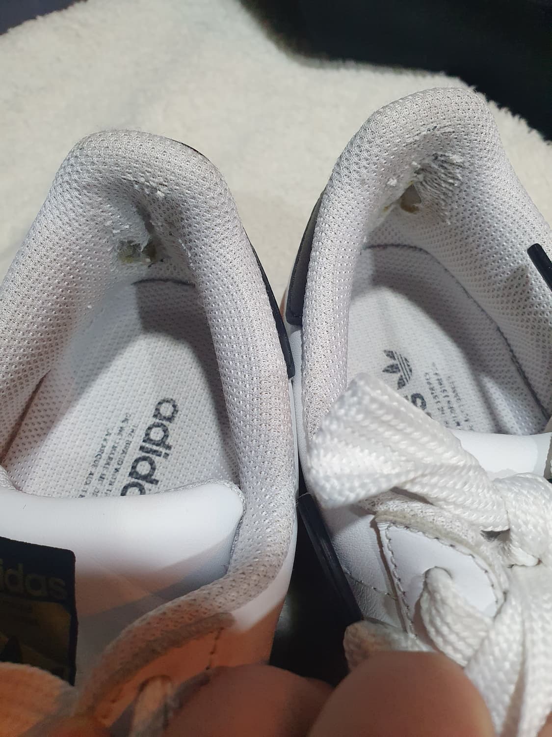 아디다스 슈퍼스타 흰검 운동화225 상품이미지4