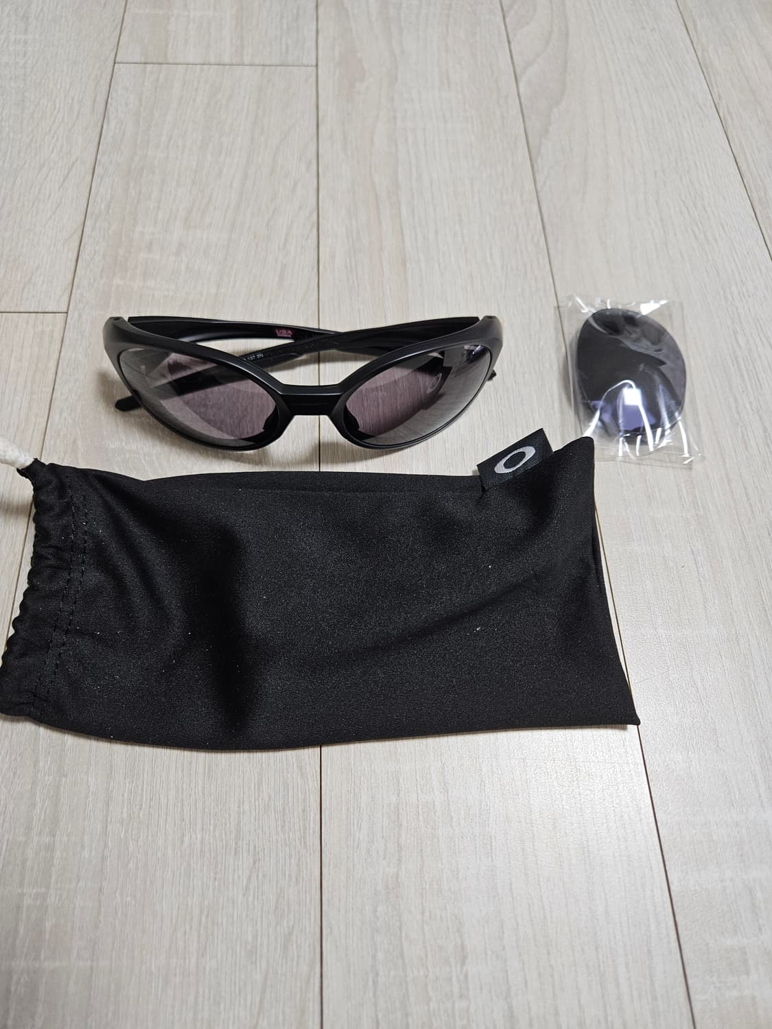 오클리 아이자켓 리덕스 블랙 1회 실내착 새제품 상품이미지1