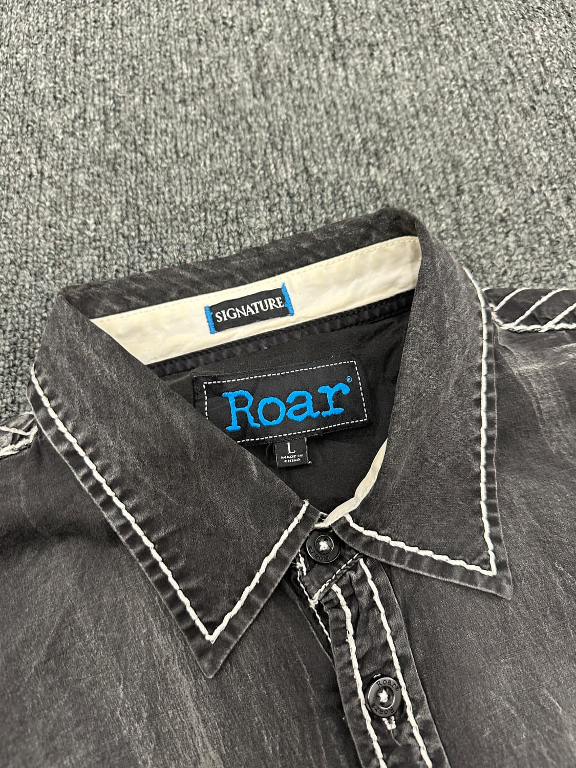L) ROAR 로어 빈티지 차콜 반팔셔츠 상품이미지4