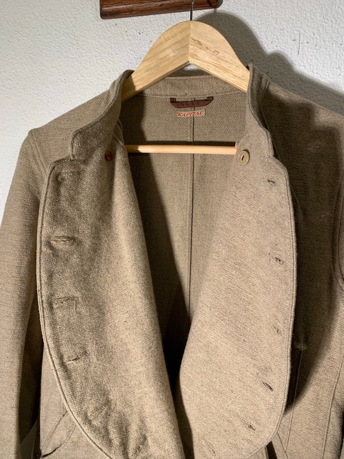 캐피탈 베이지 나폴레옹 아티잔 버튼 자켓 상품이미지6