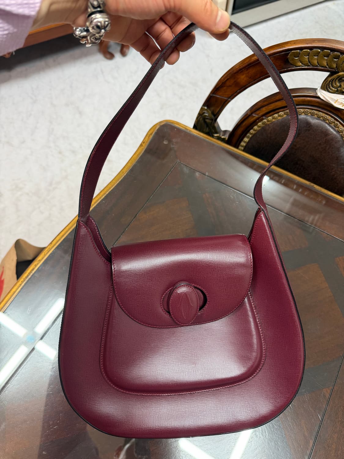 까르띠에 정품 머스트 버건디 숄더백 싸게 팝니다.!!! 상품이미지1
