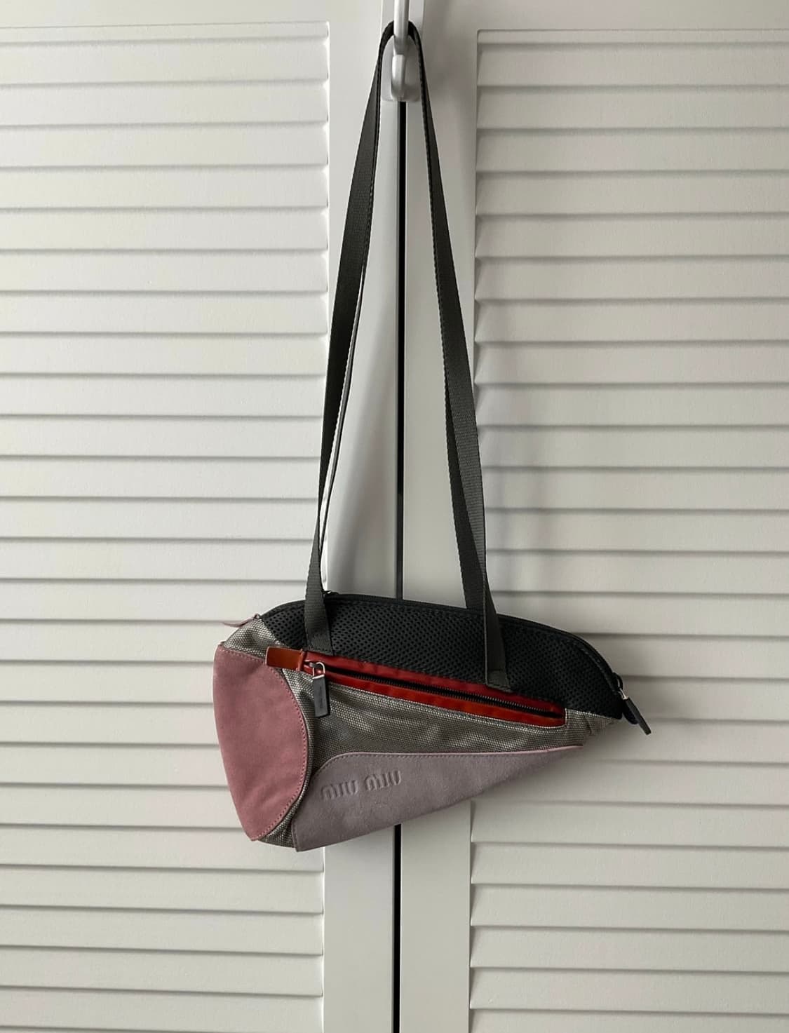 미우미우 90s 아카이브 숄더백 상품이미지3