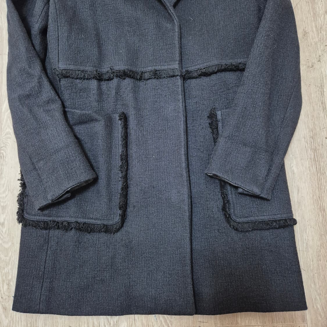 발렌시아 여성 울 싱글 코트  상품이미지3