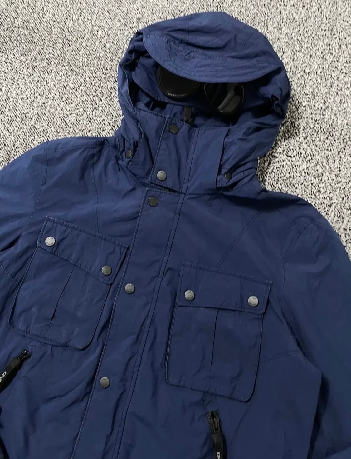 cp컴퍼니 고글 후드 야상 상품이미지2