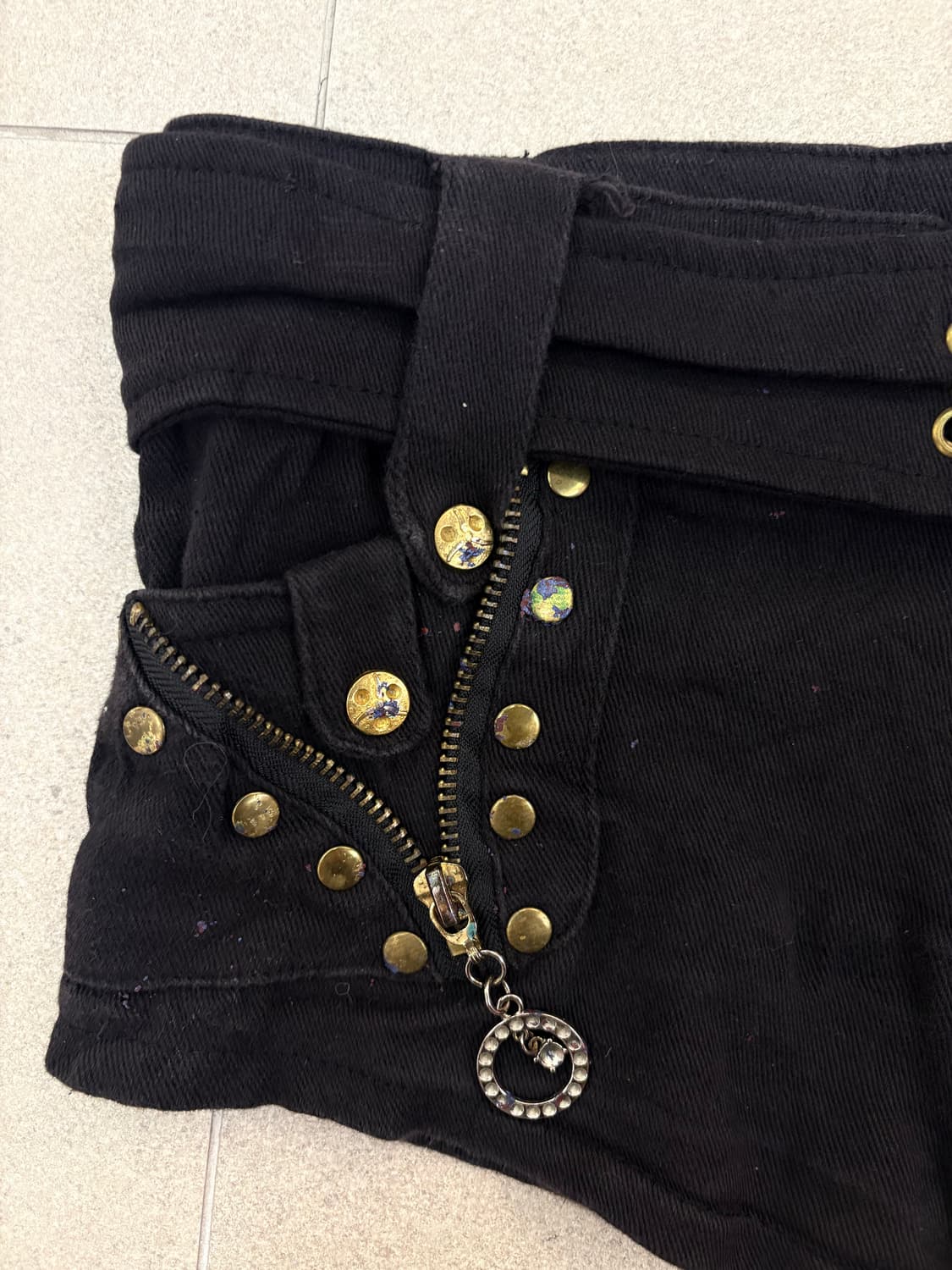 지퍼 디테일 벨트 숏츠 상품이미지3