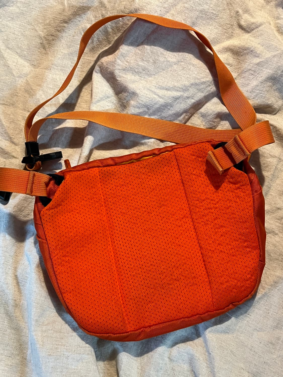 아크테릭스 맨티스 힙색 오렌지 상품이미지2