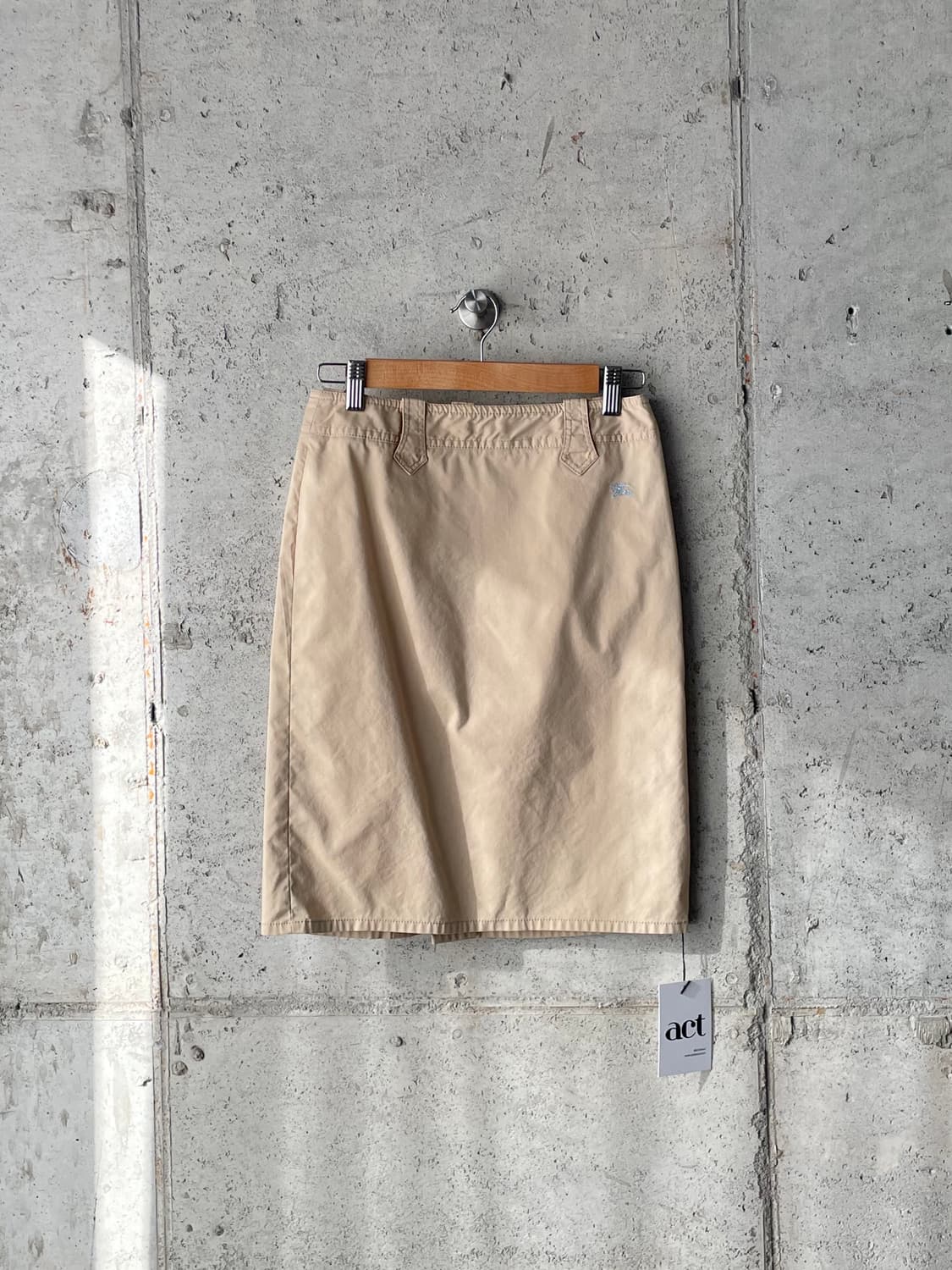 Burberry 버버리 블루 로고 스커트  상품이미지1