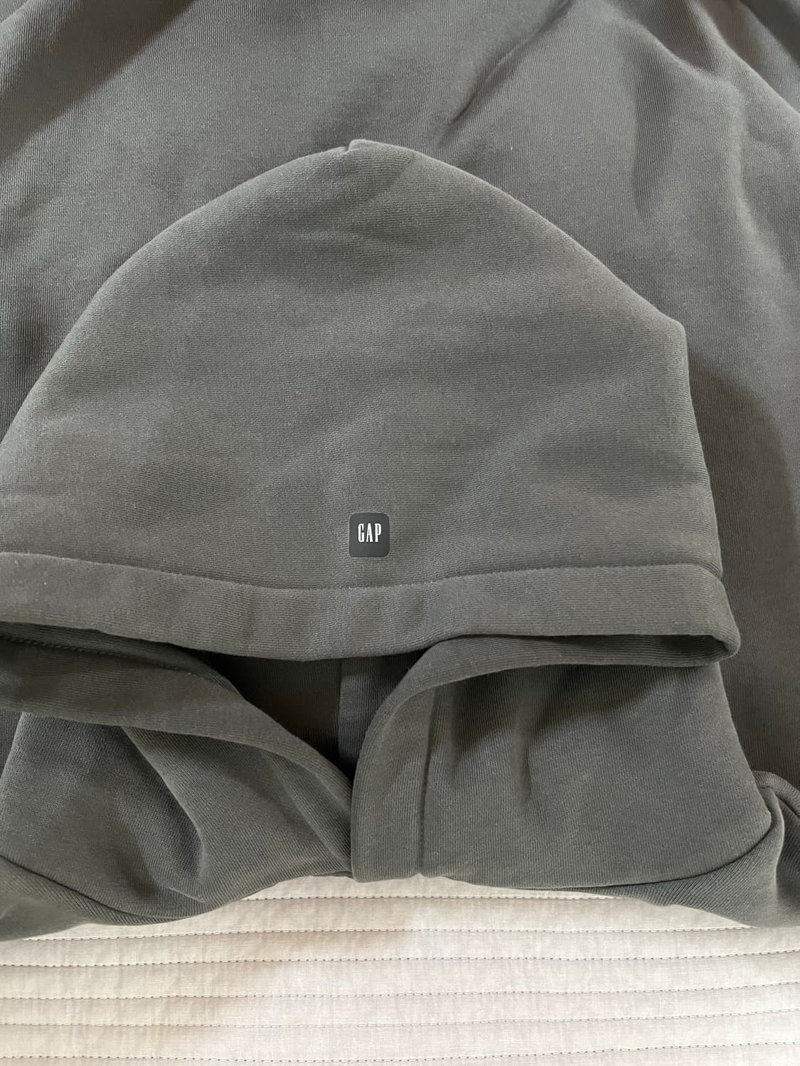 이지 갭 로고 슈렁큰 후디 블랙 상품이미지5