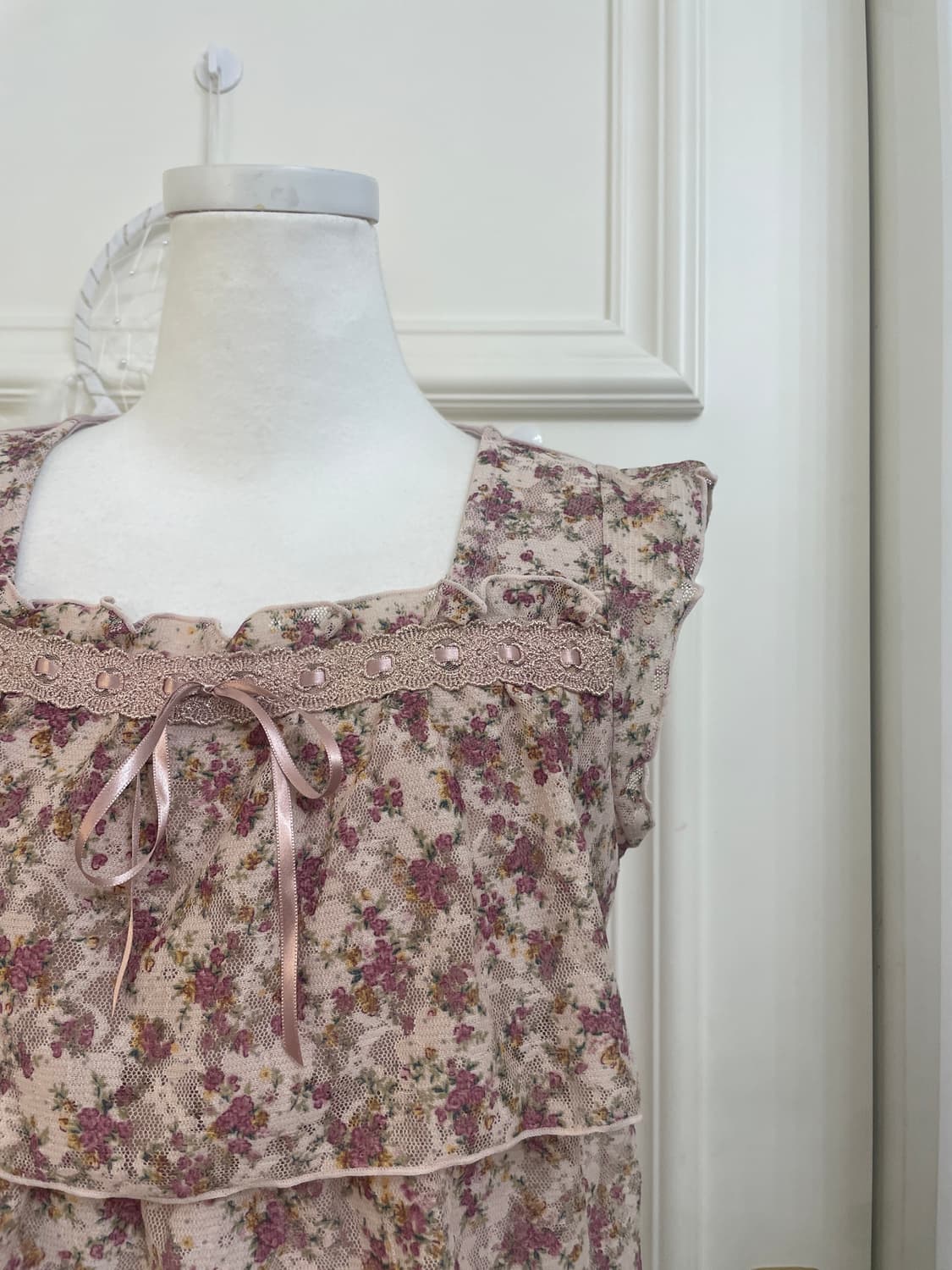 ROSA CHERI flower lace layered bow top 상품이미지6
