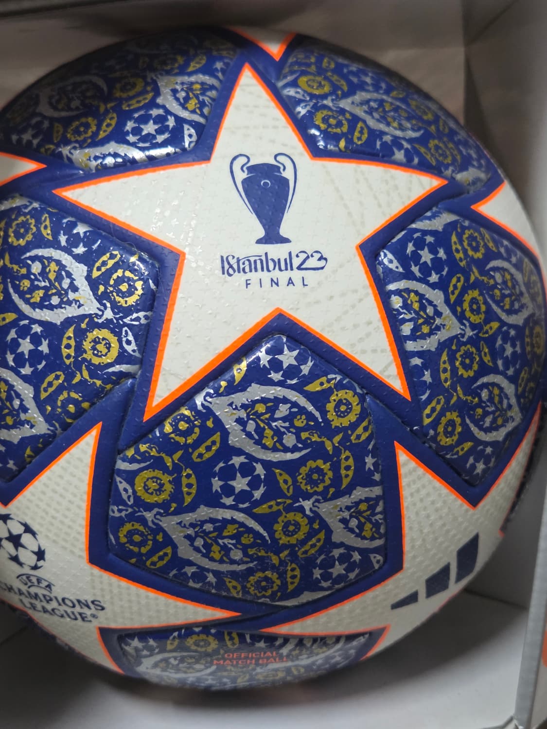 챔피언스 리그 2023-2024 축구공 상품이미지2