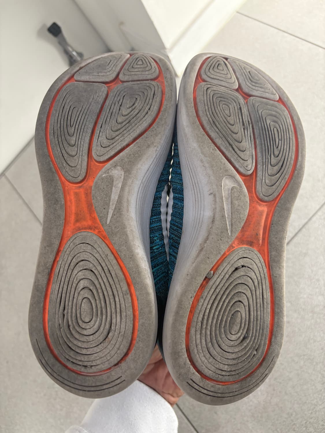 나이키 플라이니트 운동화 상품이미지5