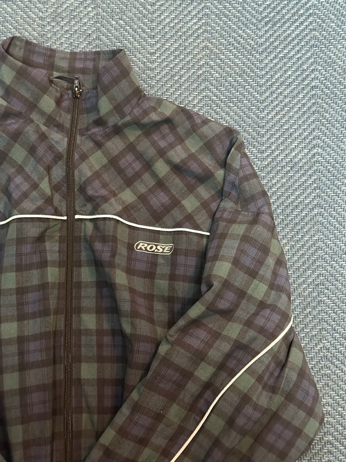 마틴로즈 타탄 체크 파이핑 트랙 자켓 상품이미지2