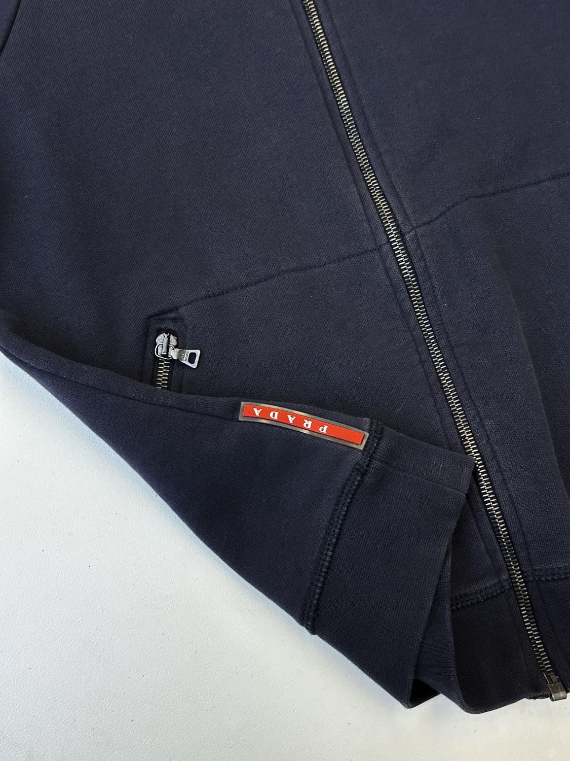 프라다 나일론 패널 후드집업 상품이미지4